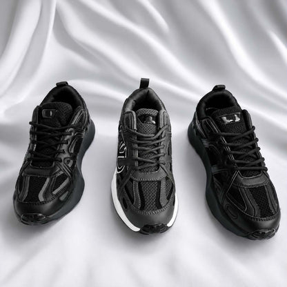 تألق بإطلالة راقية مع حذاء Valentino